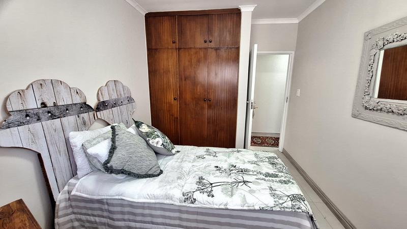 5 Bedroom Property for Sale in Reebok Western Cape
